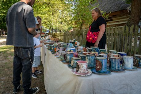 Układy Lata po raz trzeci. Garncarstwo, muzyka i taniec w Muzeum Wsi Radomskiej (6)
