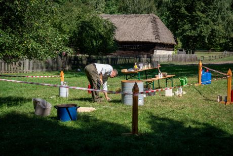 Układy Lata po raz trzeci. Garncarstwo, muzyka i taniec w Muzeum Wsi Radomskiej (9)
