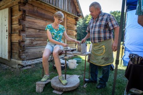 Układy Lata po raz trzeci. Garncarstwo, muzyka i taniec w Muzeum Wsi Radomskiej (40)