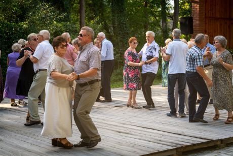Układy Lata po raz trzeci. Garncarstwo, muzyka i taniec w Muzeum Wsi Radomskiej (64)