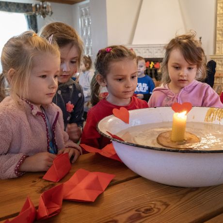 Lekcja o tradycjach Andrzejkowych wróżb