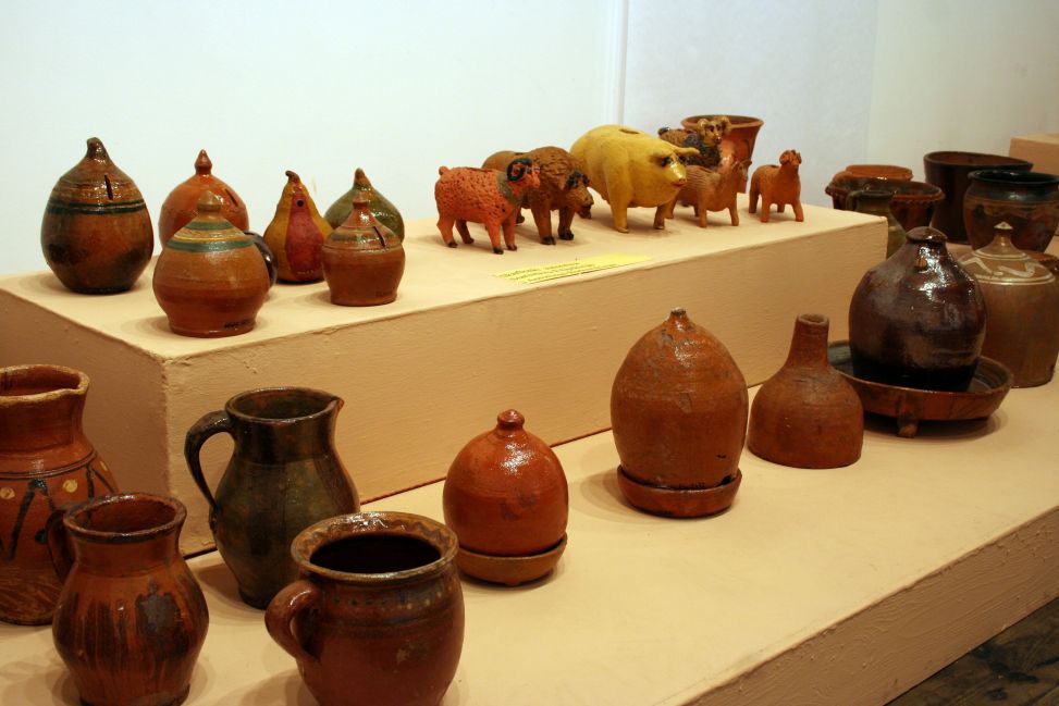 Ceramika w zbiorach Muzeum Wsi Radomskiej