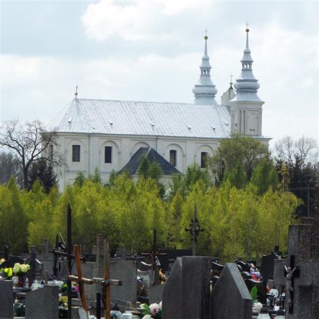 Obiekty sakralne i cmentarze Puszczy Kozienickiej